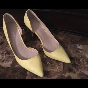 PRELOVED ✨ and Summer ready!